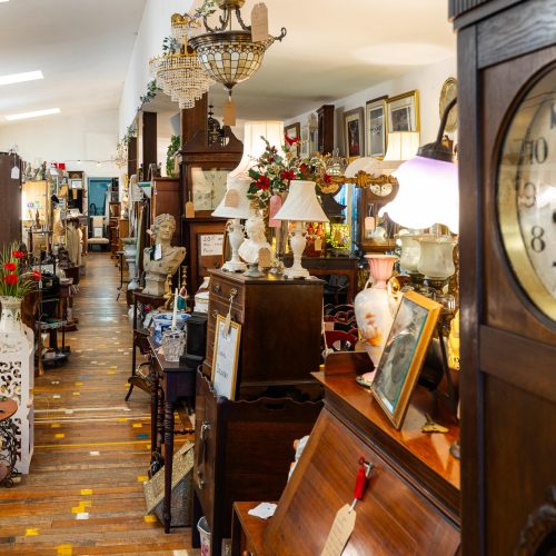 Antiques Hall 3 antiques-hall11