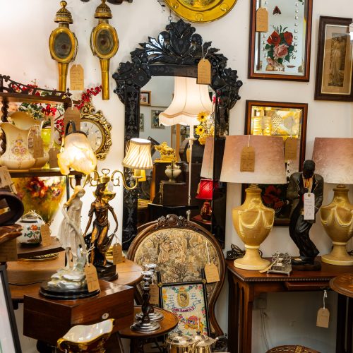 Antiques Hall 6 antiques-hall17