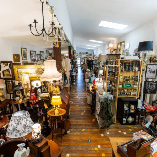Antiques Hall 8 antiques-hall19